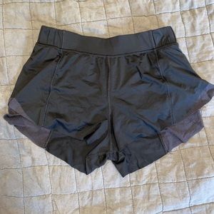 Flowy Lululemom short